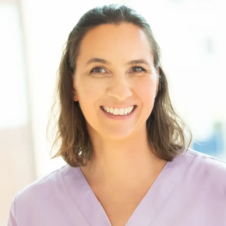 Stephanie Bolsinger - Prophylaxe in der Zahnarztpraxis Hüttlingen Stephanie Bolsinger aus der Zahnarztpraxis Hüttlingen